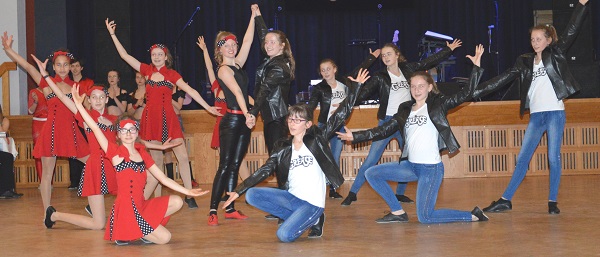 Bild 6: Die Tanzgruppe der Rock'n Roller des SVO Bild 6: Die Tanzgruppe der Rock'n Roller des SVO